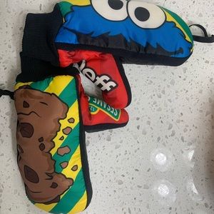 Neff Youth Sesame Street Cookie Monster Mittens Collectors Edition